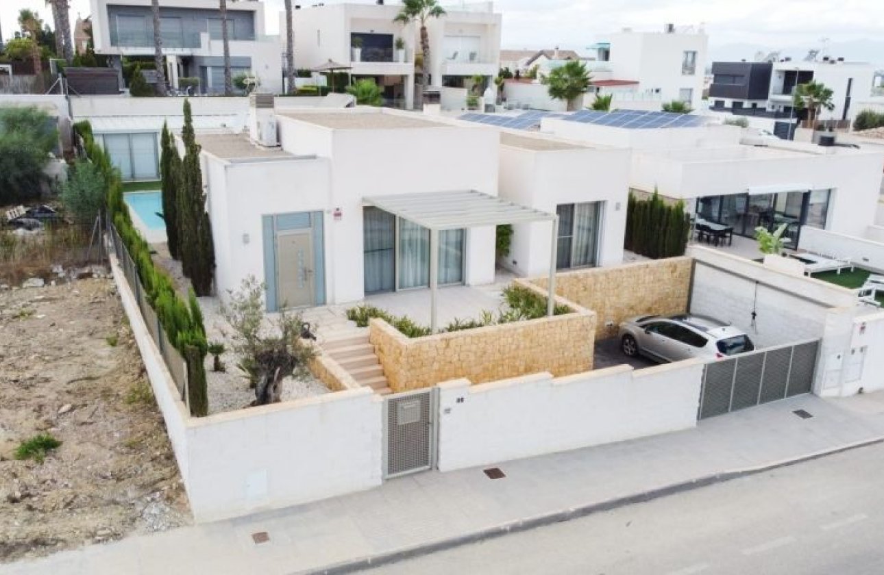 Herverkoop - Villa -
Benijofar - Costa Blanca