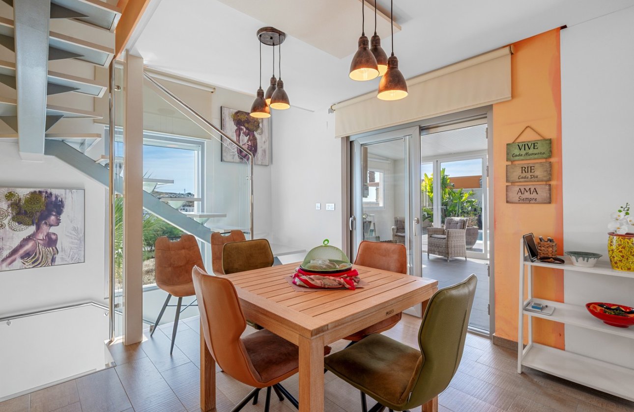 Herverkoop - Villa -
Benijofar - Costa Blanca