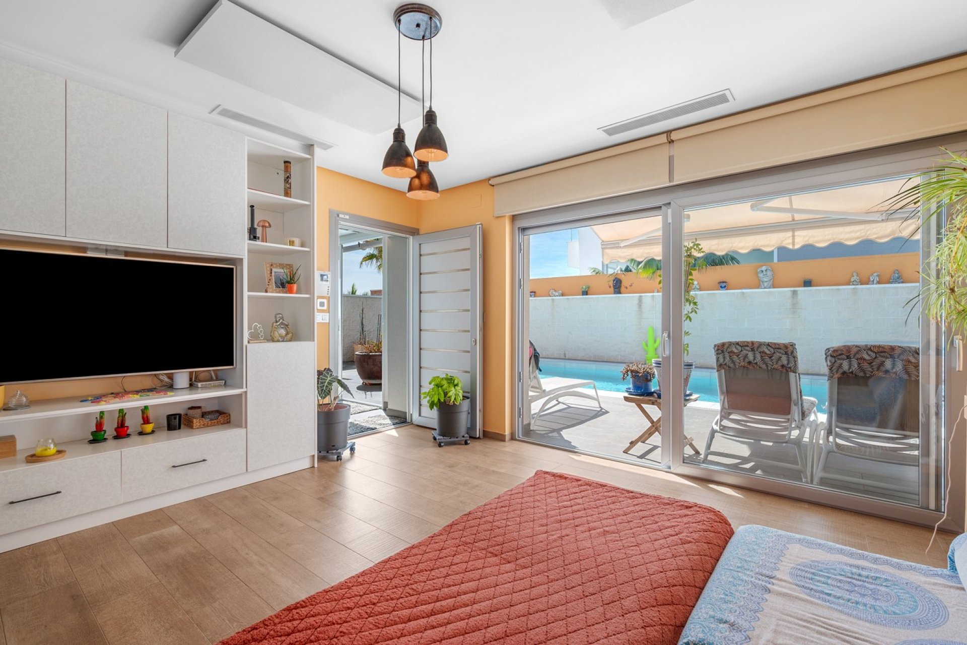 Herverkoop - Villa -
Benijofar - Costa Blanca