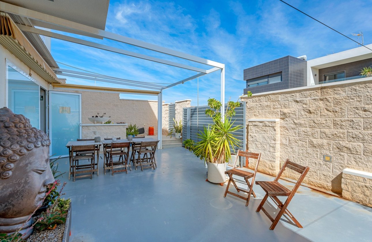 Herverkoop - Villa -
Benijofar - Costa Blanca