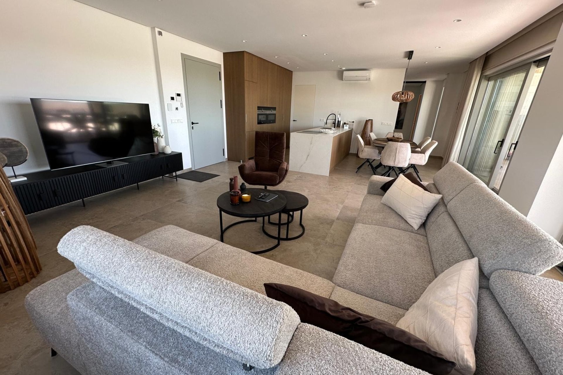 Herverkoop - Villa -
Benijofar - Costa Blanca