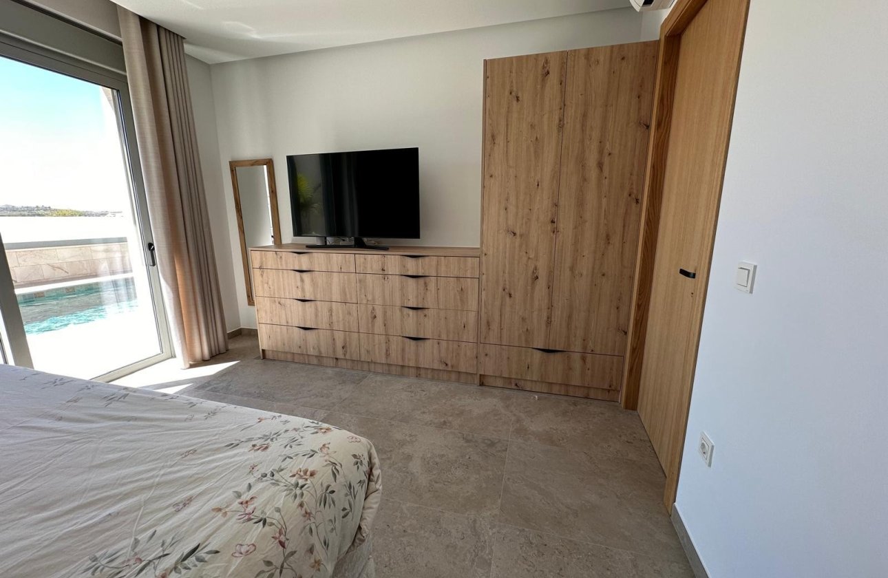 Herverkoop - Villa -
Benijofar - Costa Blanca