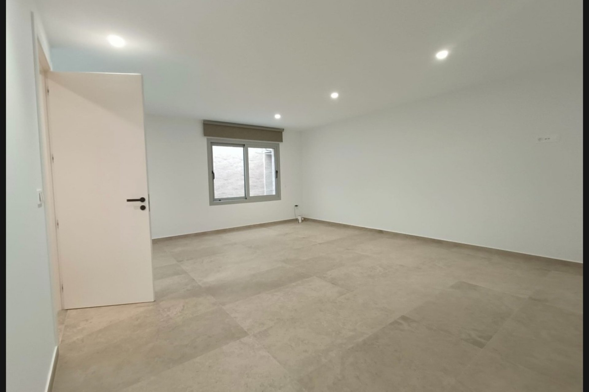 Herverkoop - Villa -
Benijofar - Costa Blanca