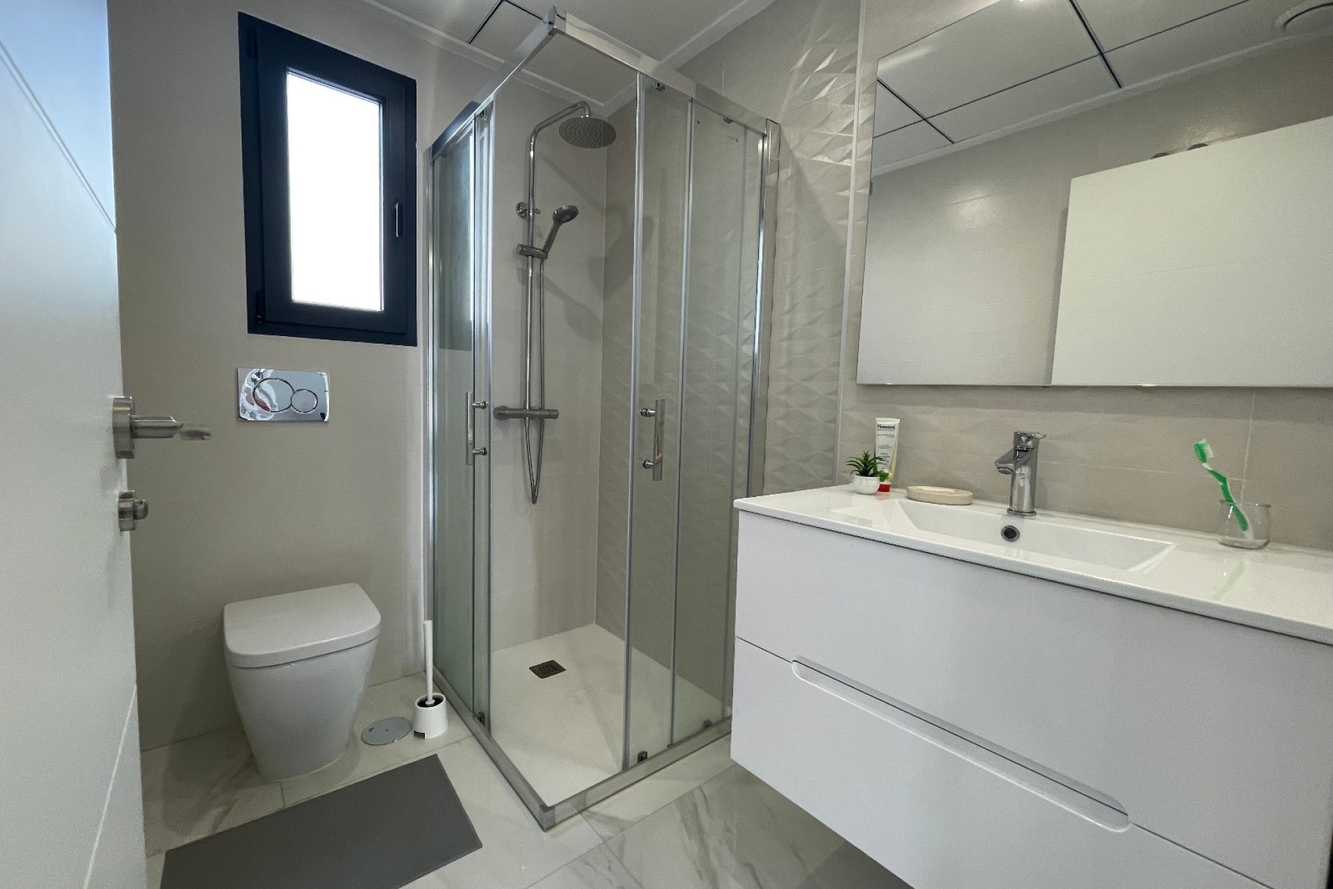 Herverkoop - Villa -
Benijofar - Costa Blanca