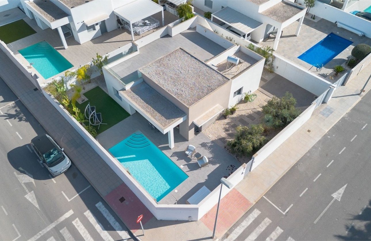 Herverkoop - Villa -
Benijofar - Costa Blanca