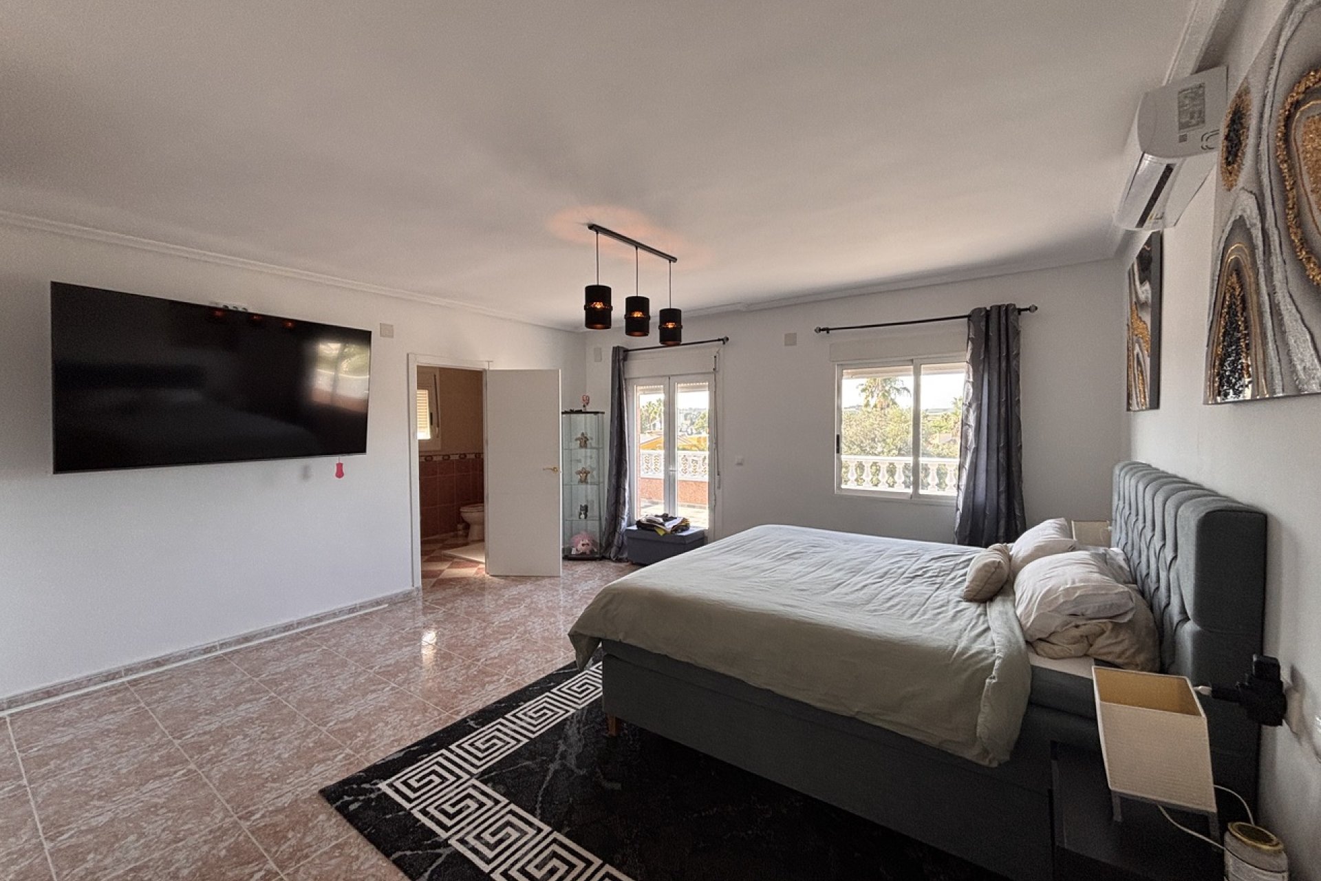 Herverkoop - Villa -
Benijofar - Costa Blanca