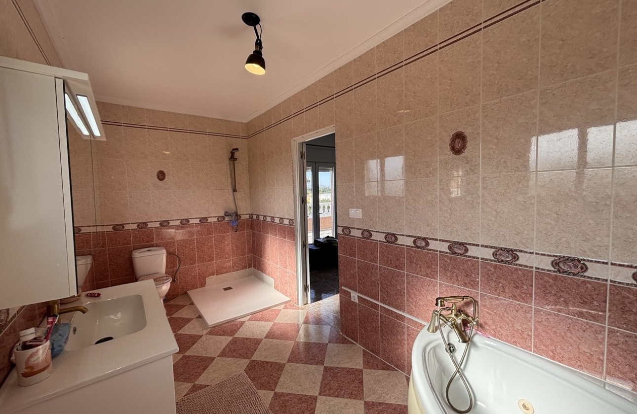 Herverkoop - Villa -
Benijofar - Costa Blanca