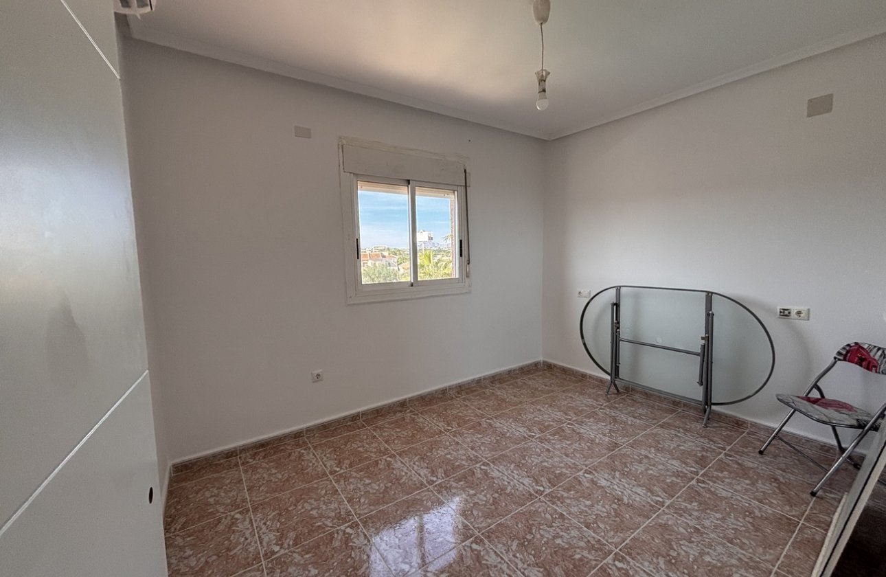 Herverkoop - Villa -
Benijofar - Costa Blanca