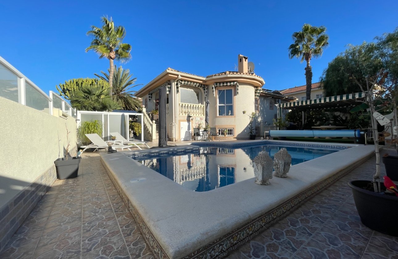 Herverkoop - Villa -
Benijofar - Costa Blanca