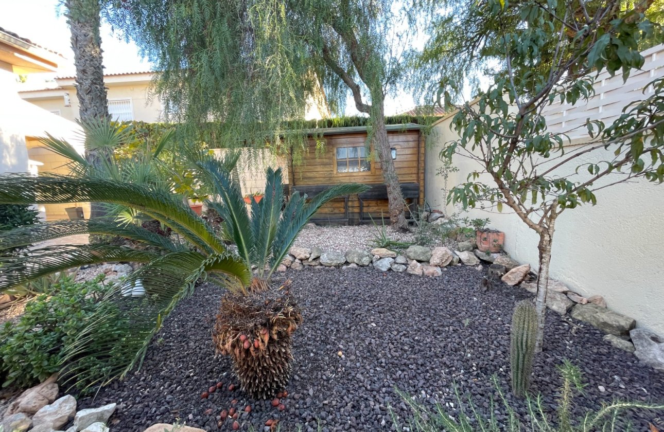 Herverkoop - Villa -
Benijofar - Costa Blanca