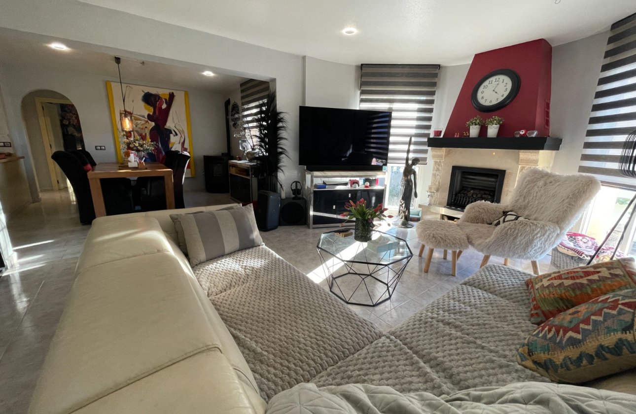 Herverkoop - Villa -
Benijofar - Costa Blanca