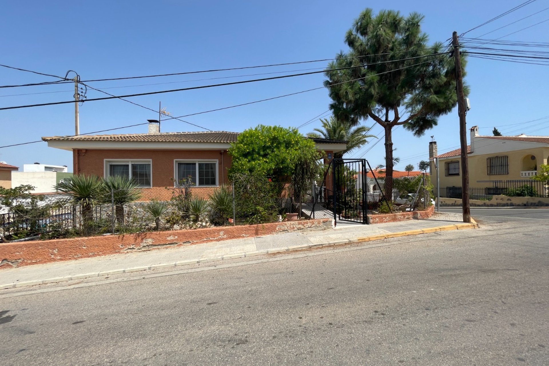 Herverkoop - Villa -
Benijofar - Costa Blanca