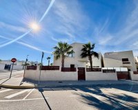 Herverkoop - Villa -
Benijofar - Costa Blanca