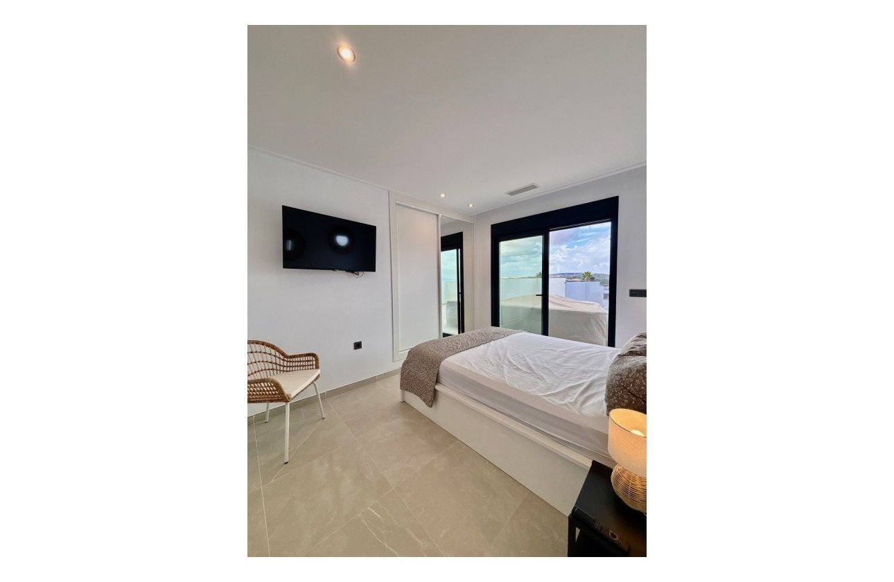 Herverkoop - Villa -
Benijofar - Costa Blanca