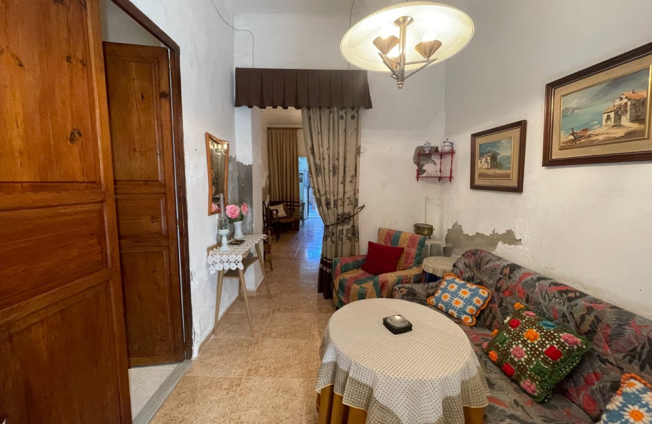 Herverkoop - Villa -
Benijofar - Costa Blanca