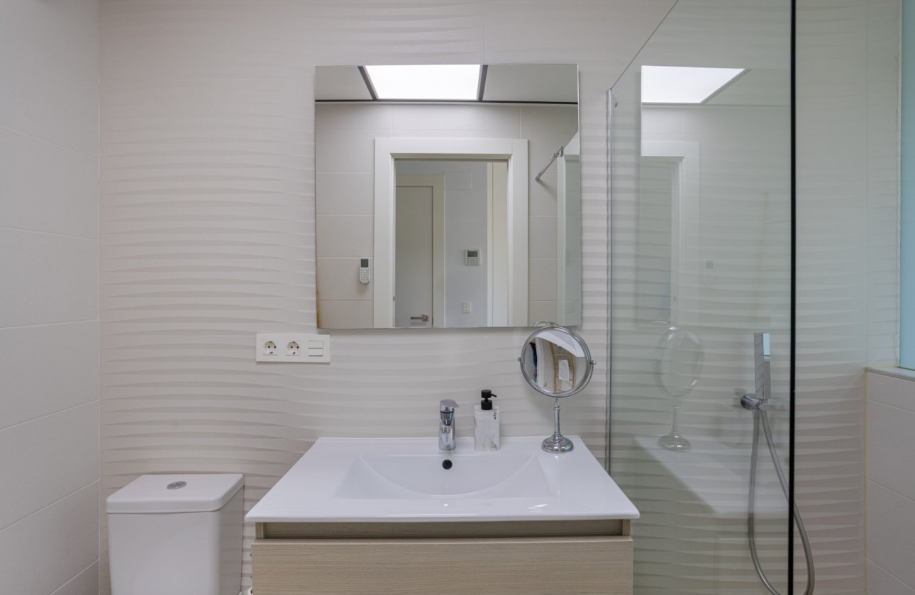 Herverkoop - Villa -
Benijofar - Costa Blanca