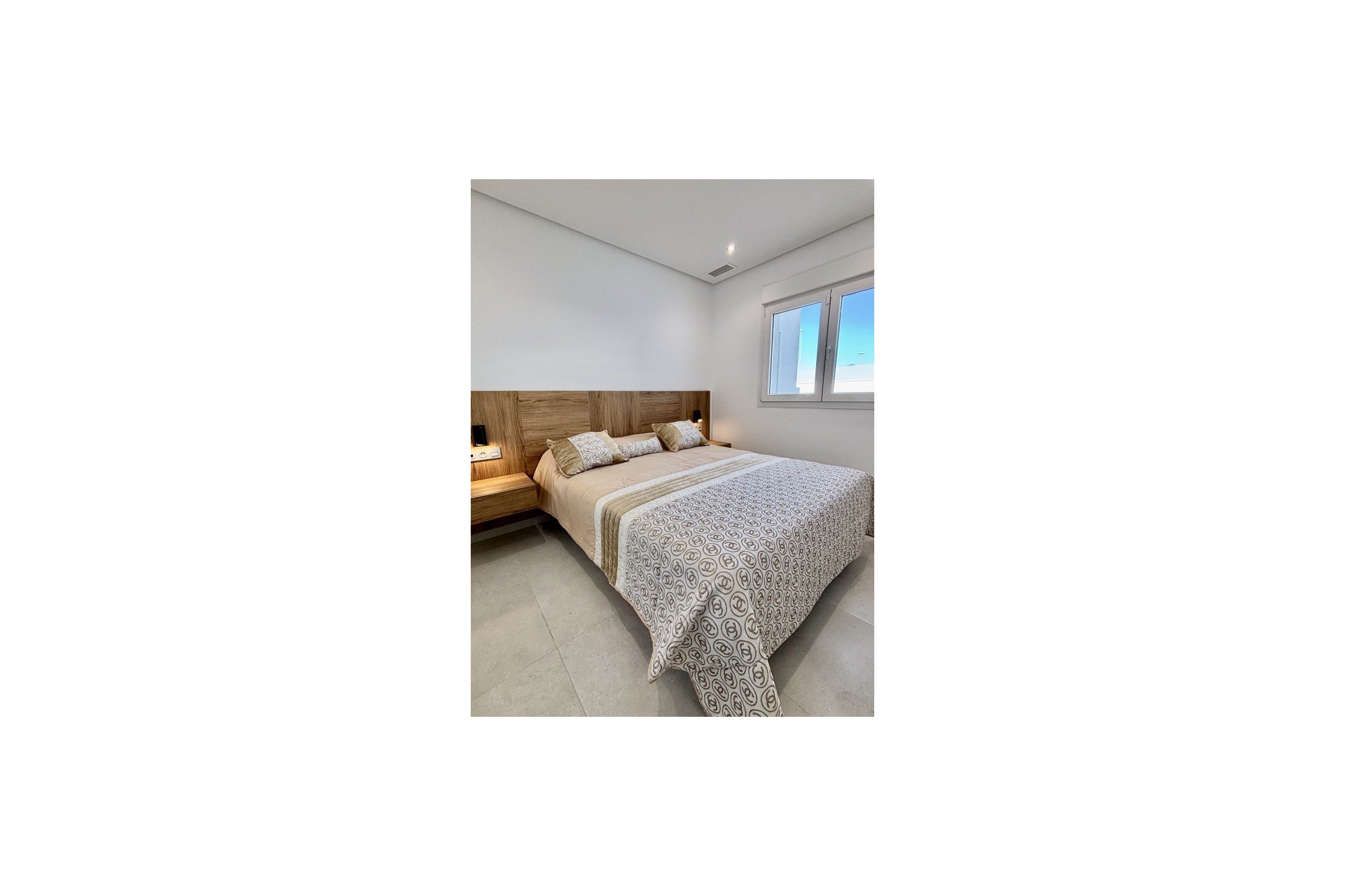 Herverkoop - Villa -
Benijofar - Costa Blanca