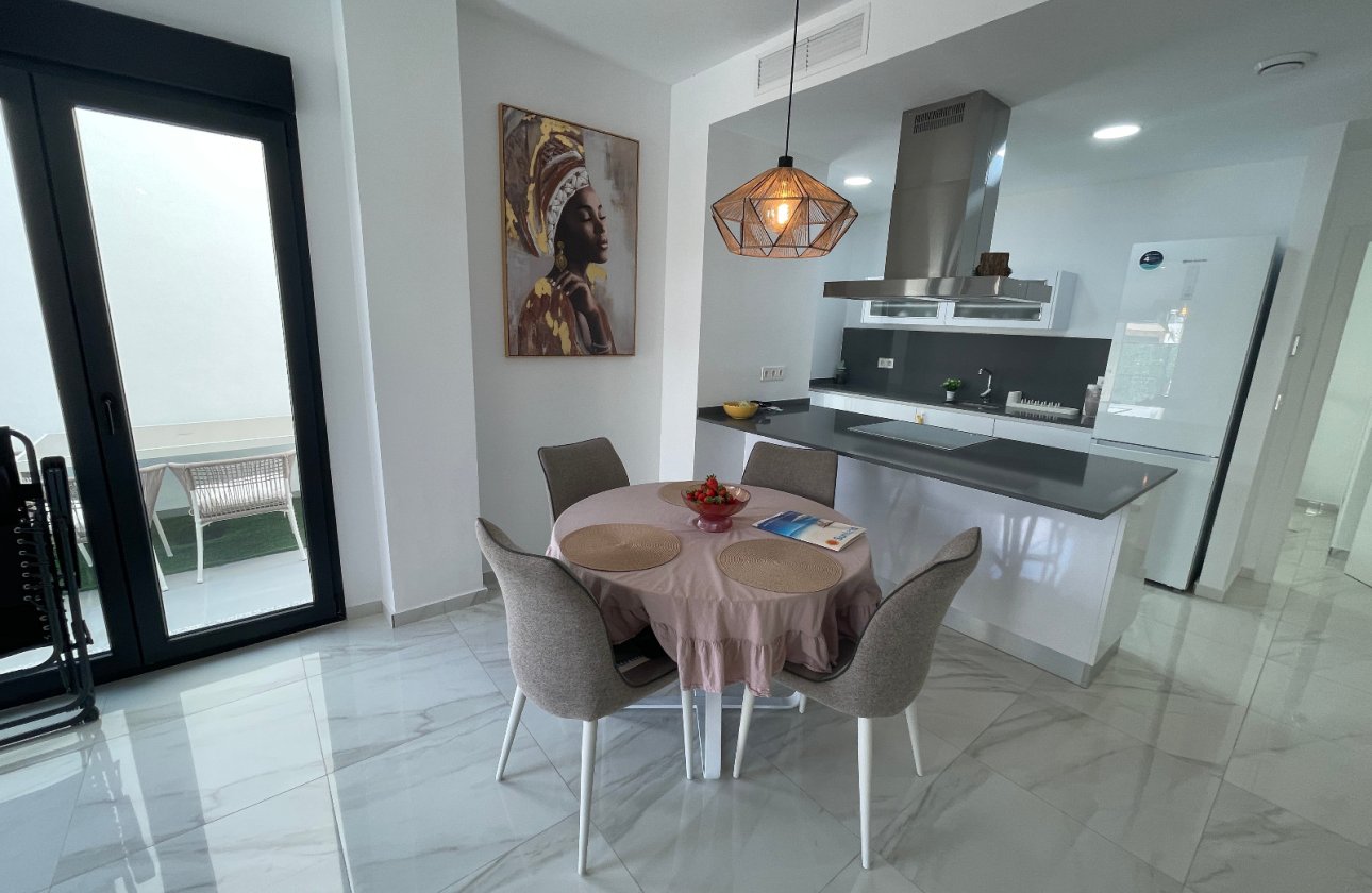 Herverkoop - Villa -
Benijofar - Costa Blanca