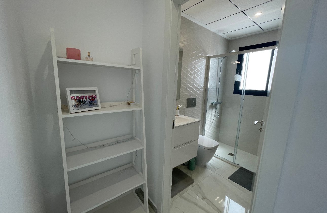 Herverkoop - Villa -
Benijofar - Costa Blanca