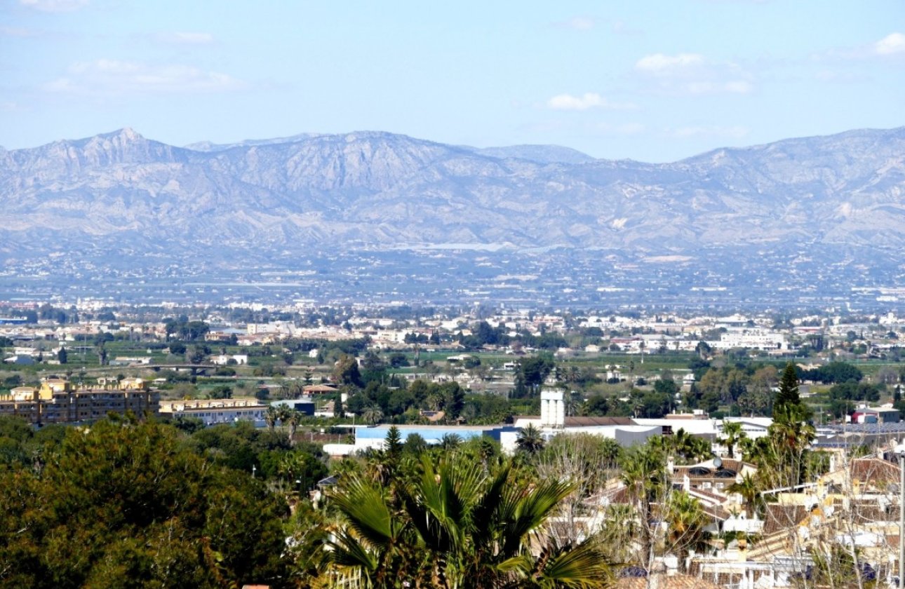 Herverkoop - Villa -
Benijofar - Costa Blanca