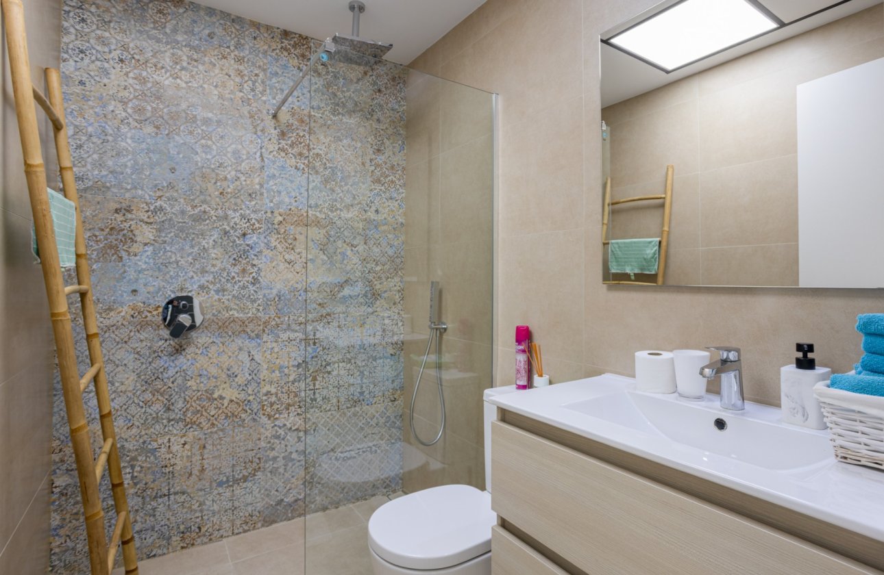 Herverkoop - Villa -
Benijofar - Costa Blanca