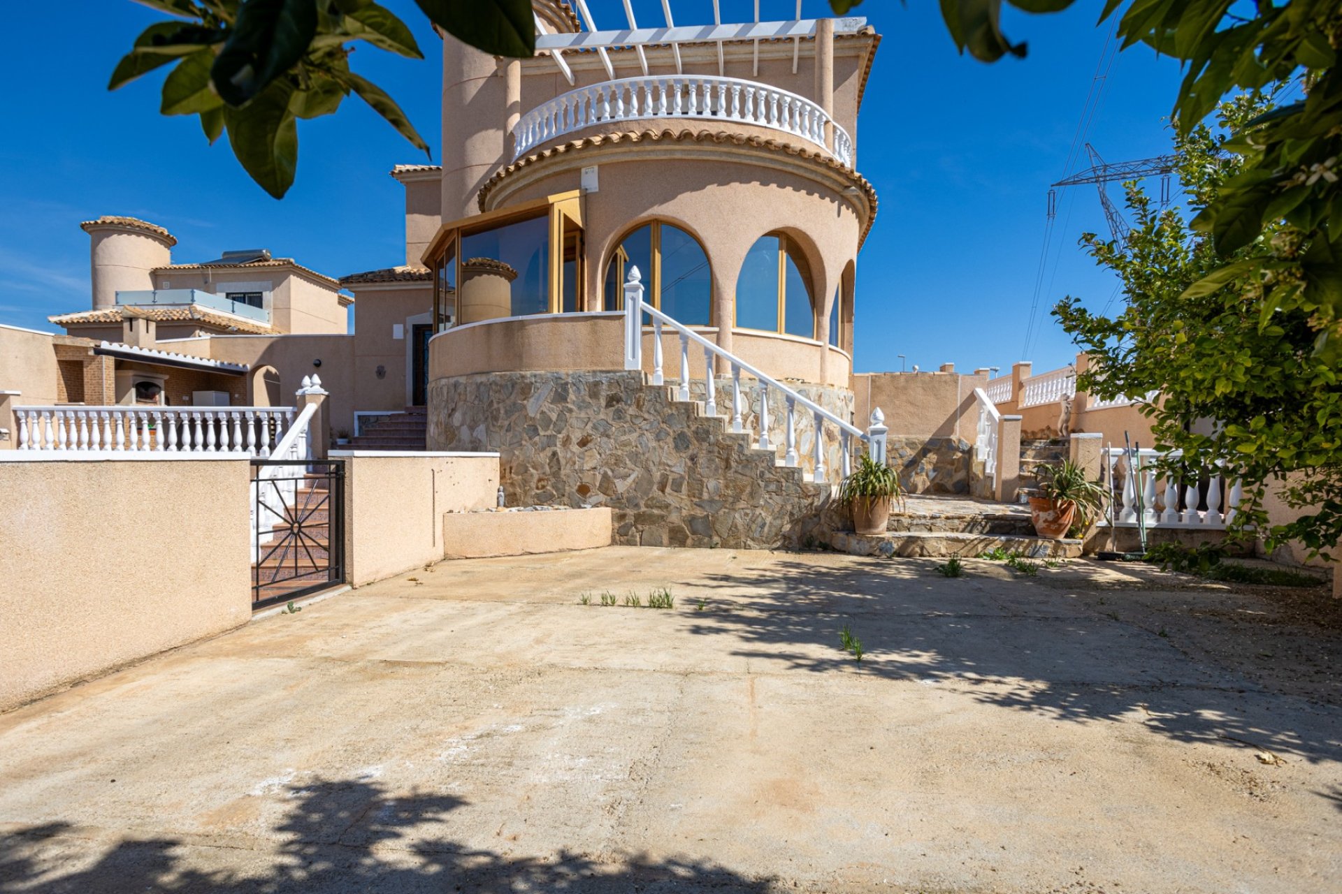 Herverkoop - Villa -
Benijofar - Costa Blanca