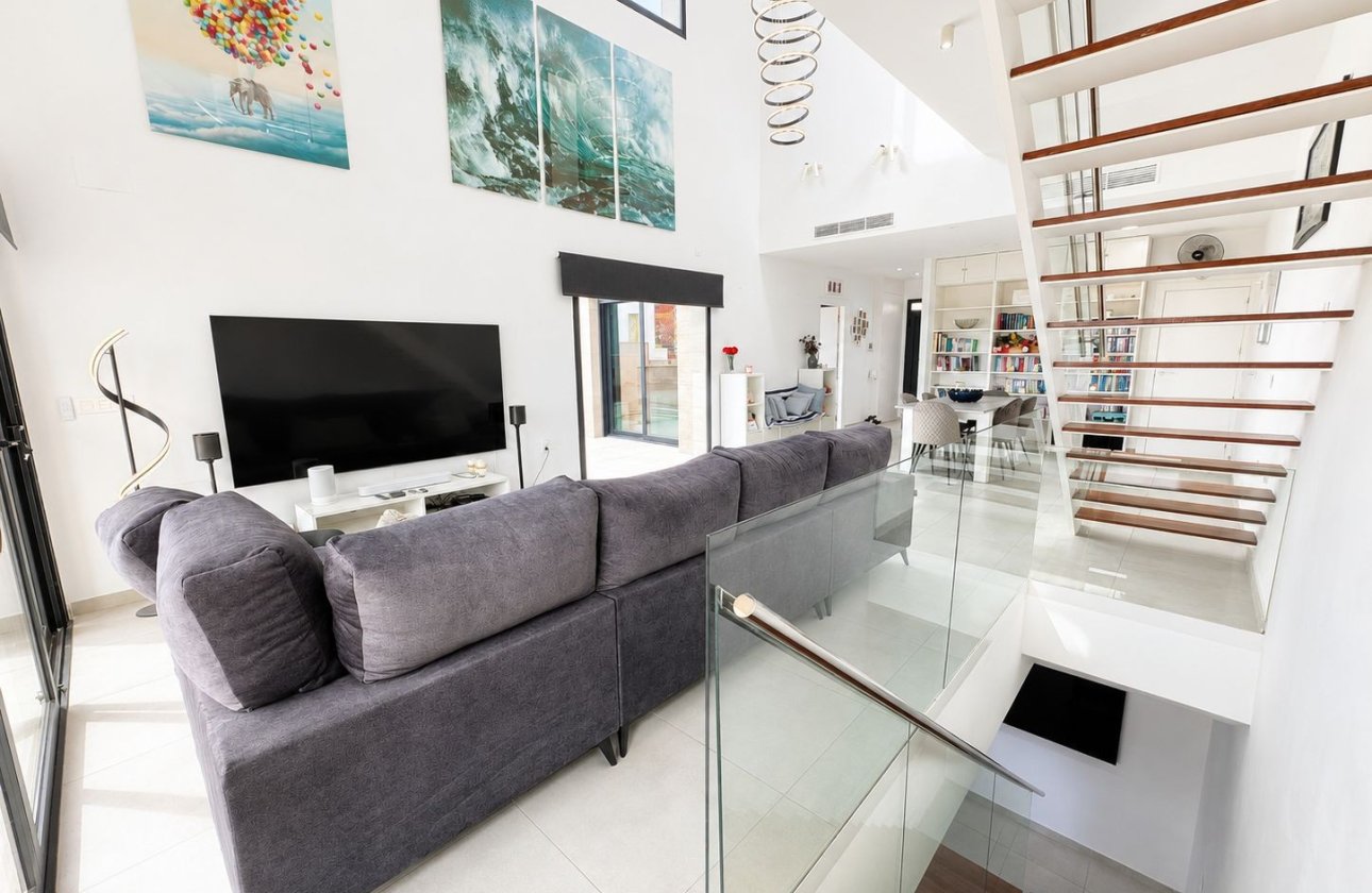Herverkoop - Villa -
Benijofar - Costa Blanca