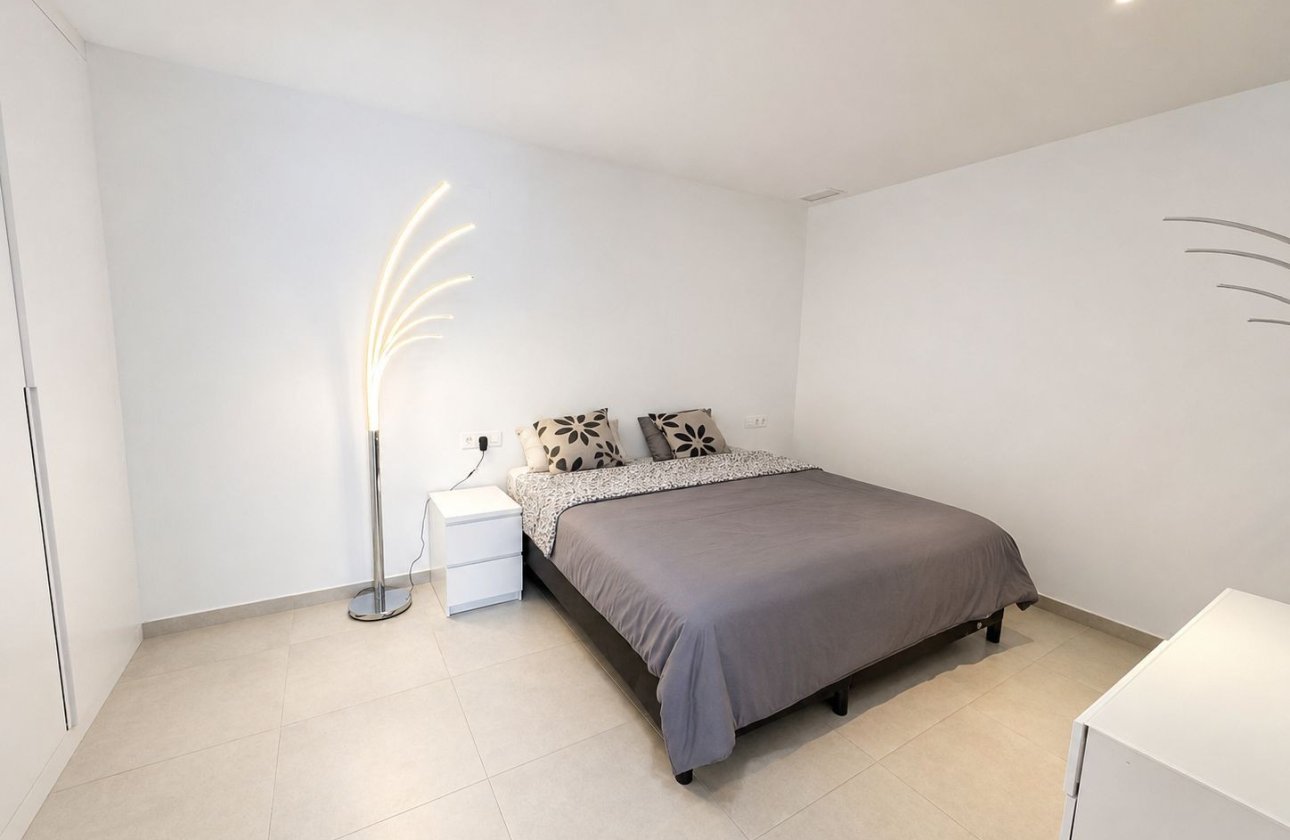 Herverkoop - Villa -
Benijofar - Costa Blanca