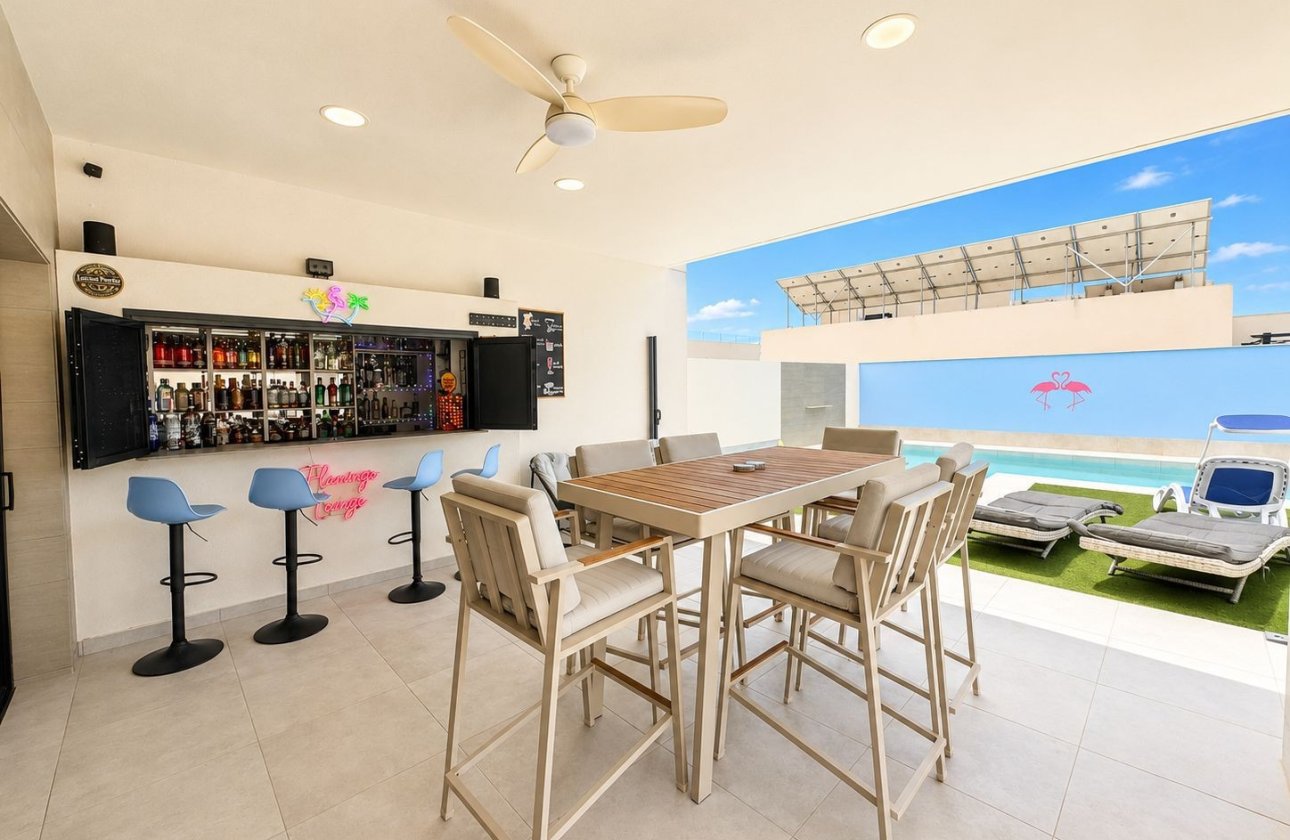 Herverkoop - Villa -
Benijofar - Costa Blanca
