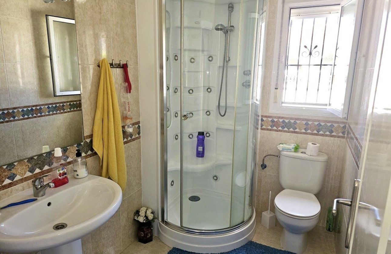 Herverkoop - Villa -
Benijofar - Costa Blanca