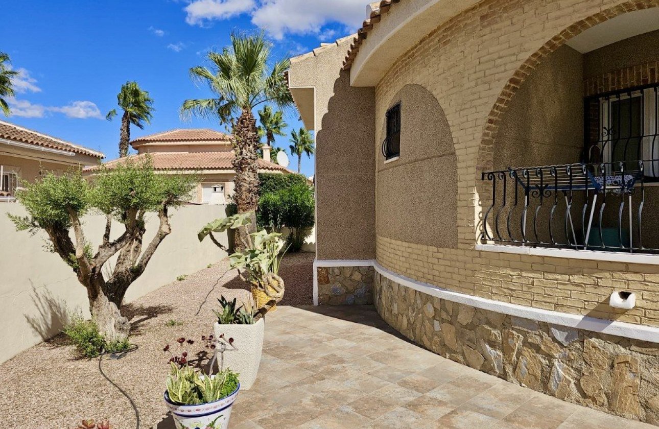 Herverkoop - Villa -
Benijofar - Costa Blanca