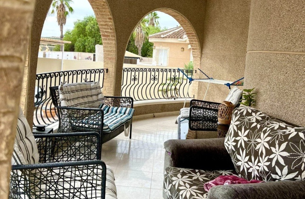 Herverkoop - Villa -
Benijofar - Costa Blanca