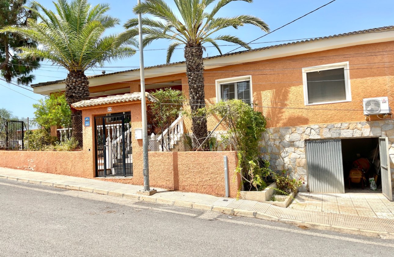 Herverkoop - Villa -
Benijofar - Costa Blanca