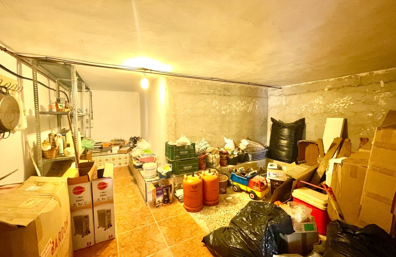Herverkoop - Villa -
Benijofar - Costa Blanca