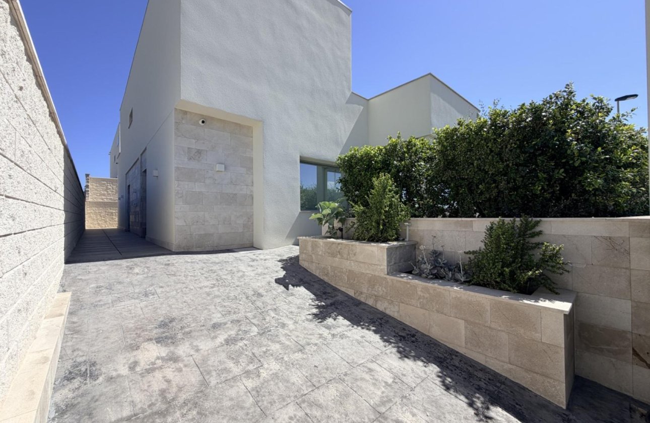 Herverkoop - Villa -
Benijofar - Costa Blanca