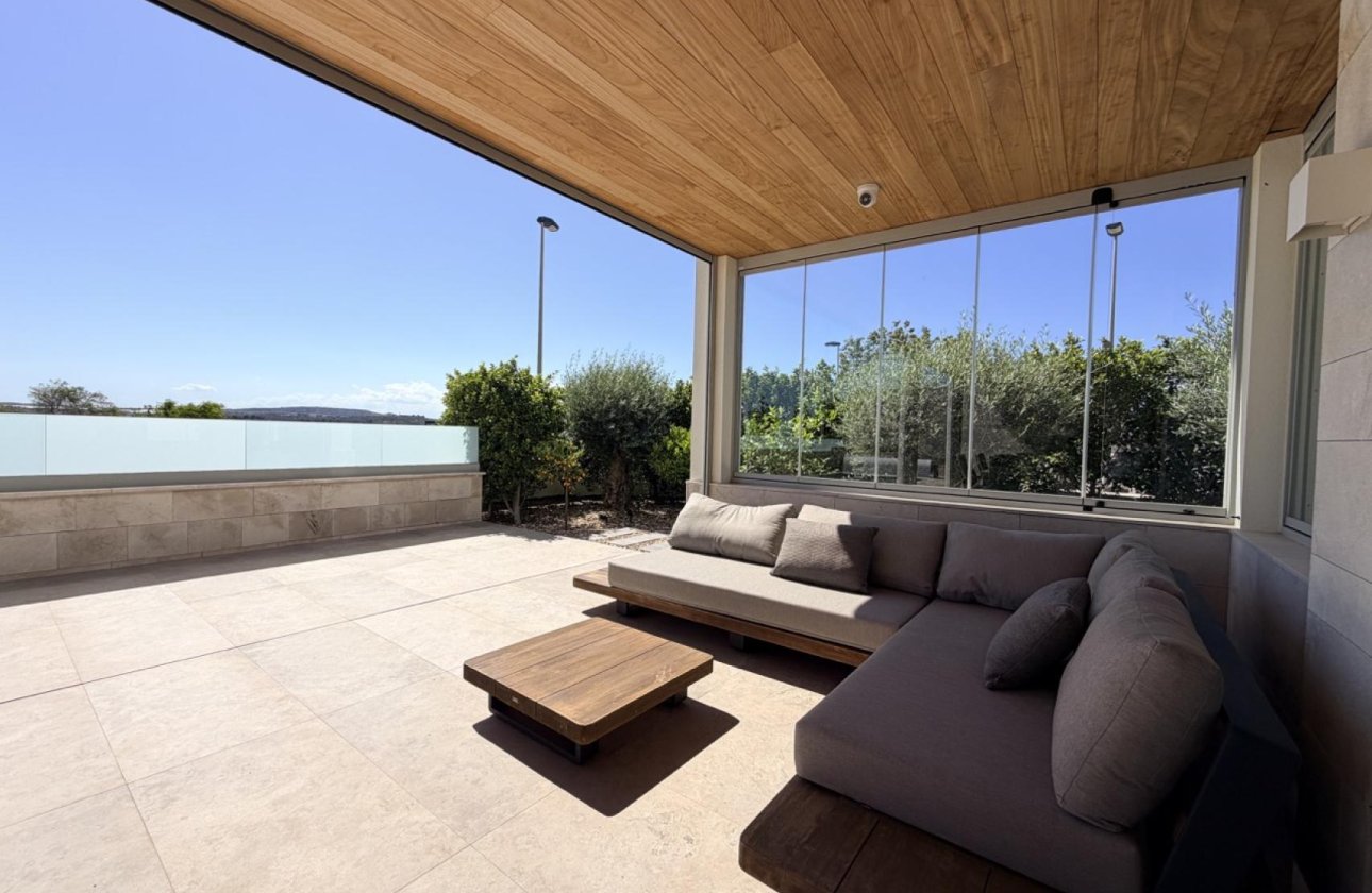 Herverkoop - Villa -
Benijofar - Costa Blanca