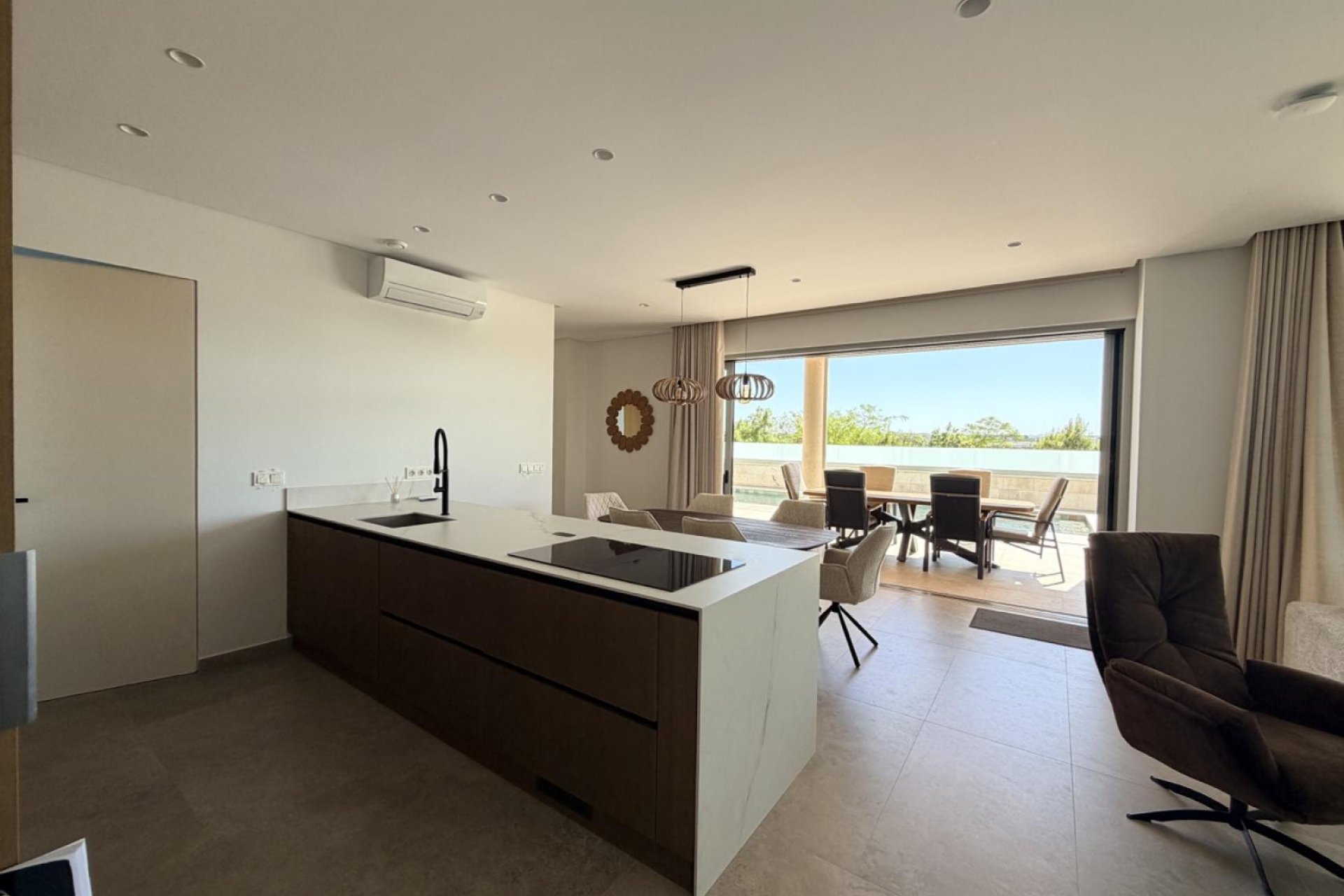 Herverkoop - Villa -
Benijofar - Costa Blanca