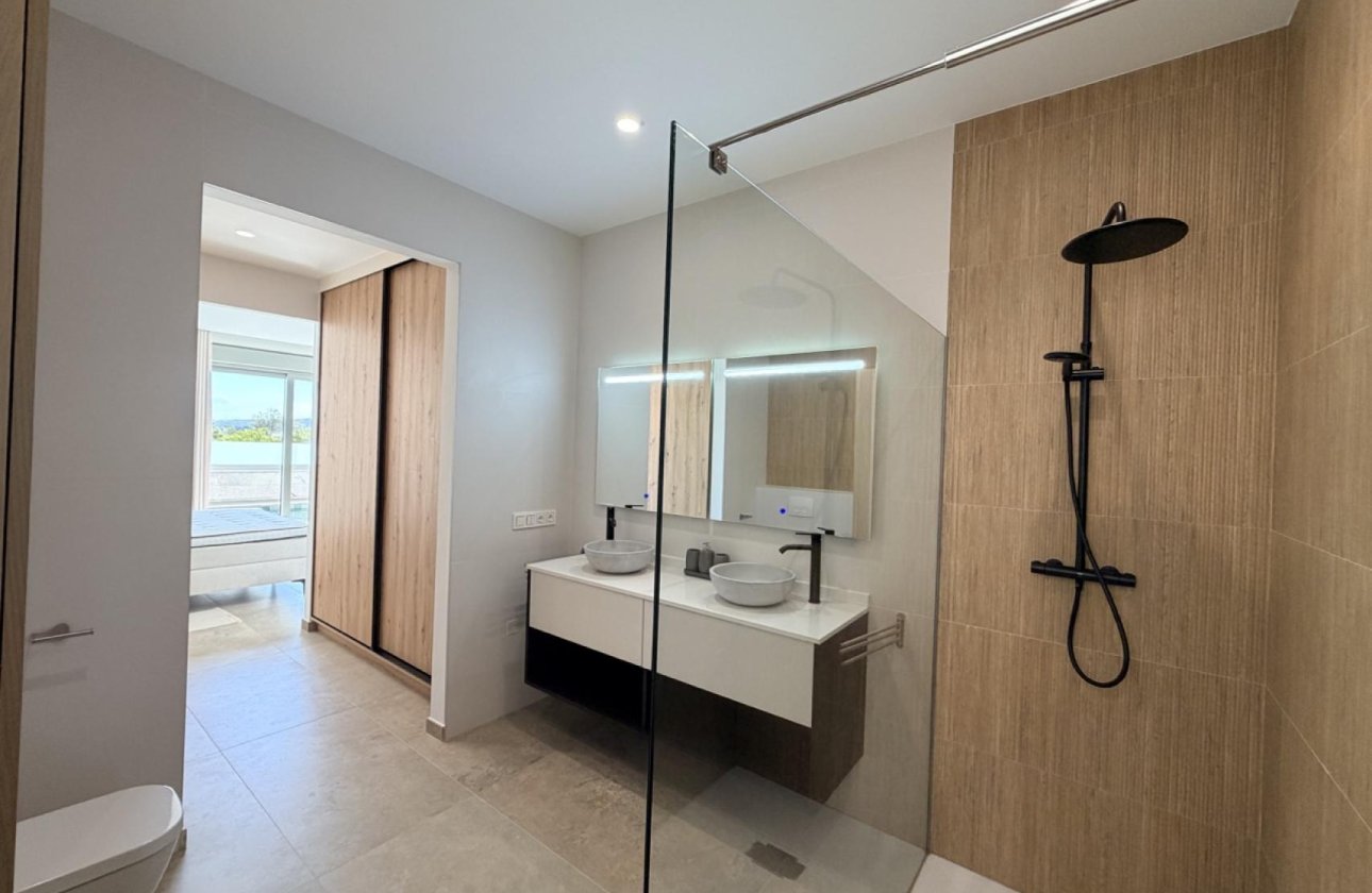 Herverkoop - Villa -
Benijofar - Costa Blanca