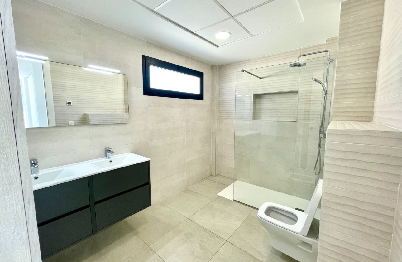 Herverkoop - Villa -
Benijofar - Costa Blanca