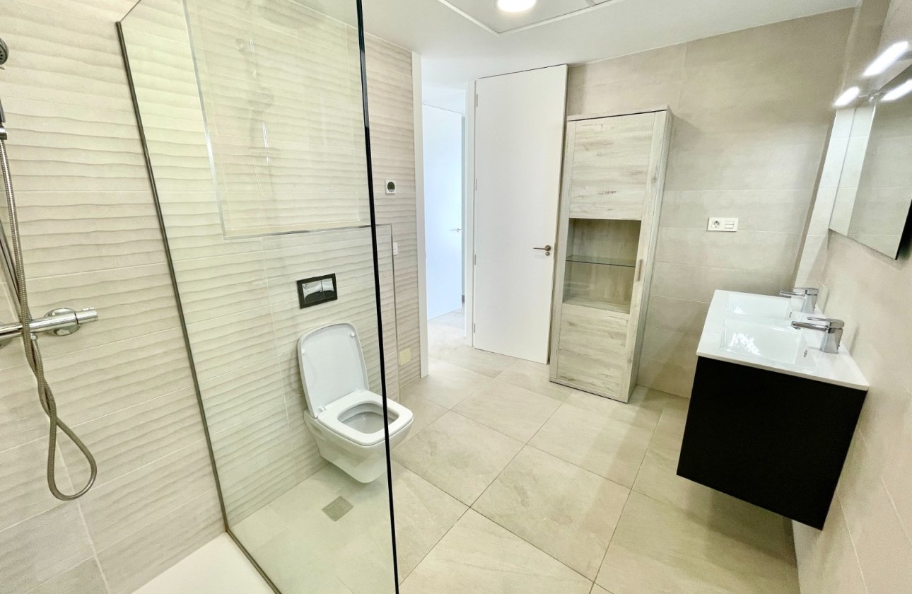 Herverkoop - Villa -
Benijofar - Costa Blanca
