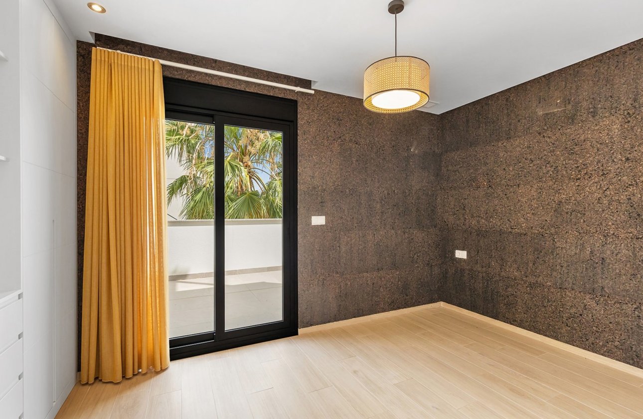 Herverkoop - Villa -
Benijofar - Costa Blanca