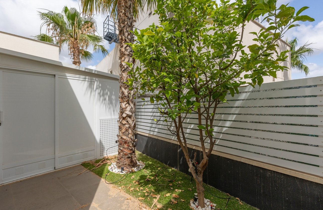Herverkoop - Villa -
Benijofar - Costa Blanca