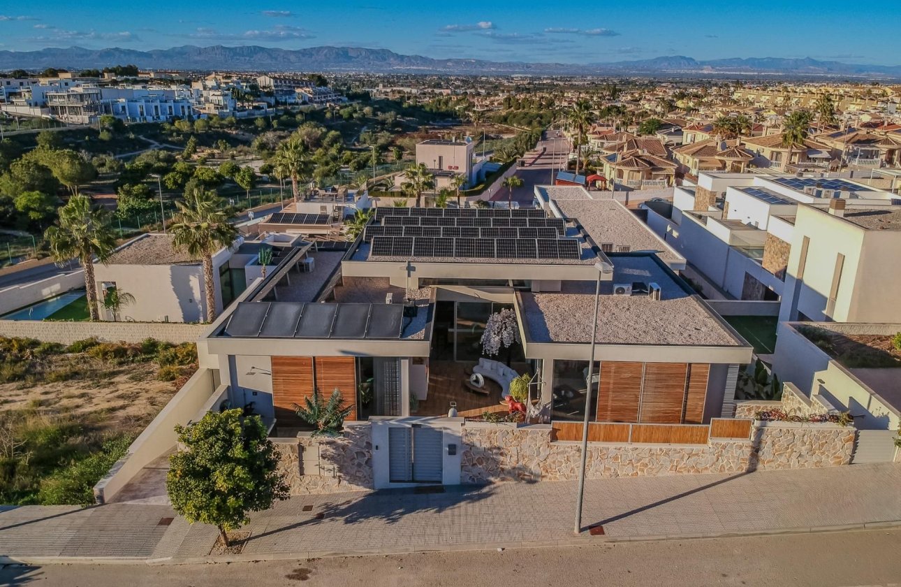 Herverkoop - Villa -
Benijofar - Costa Blanca