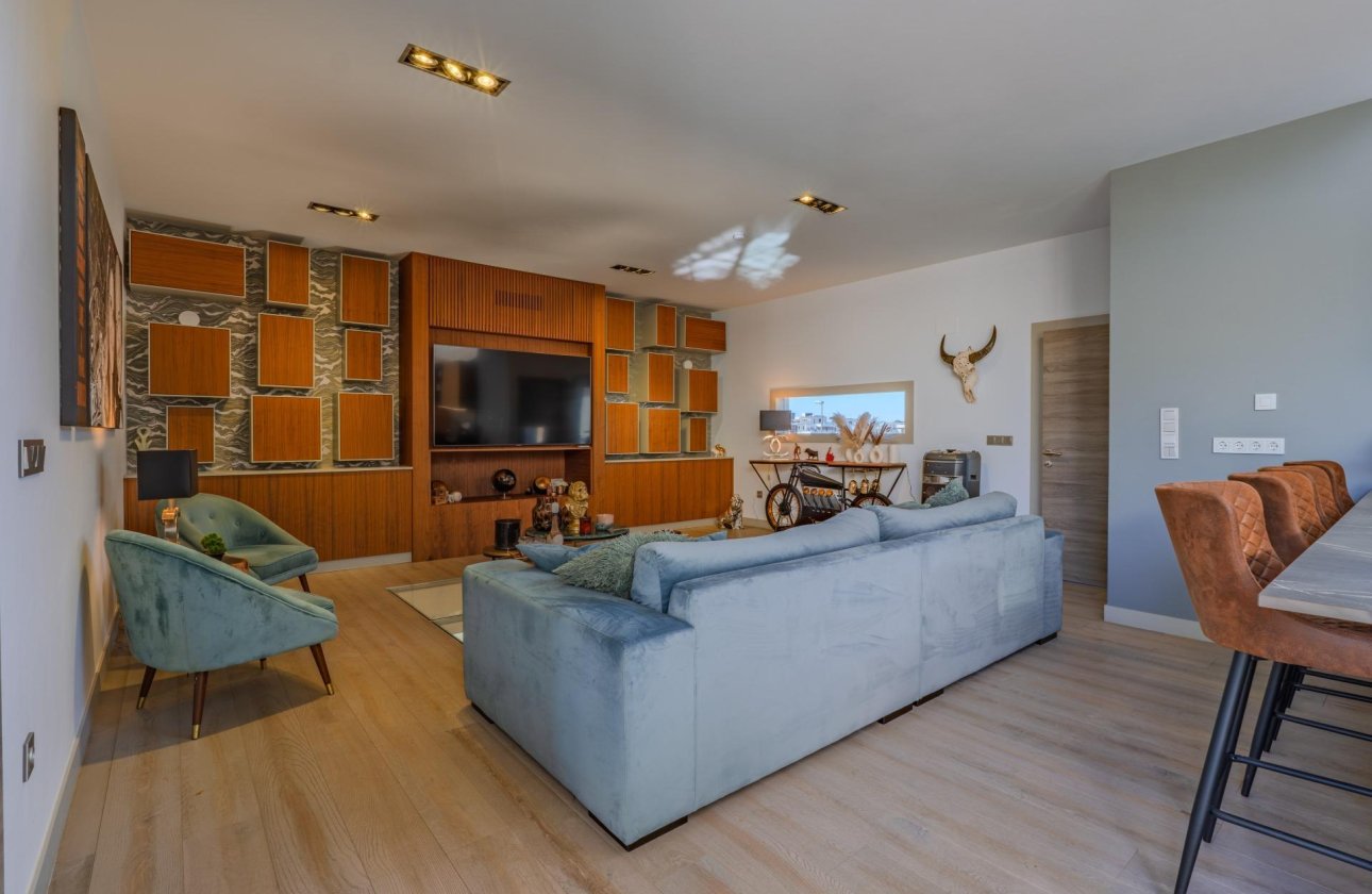 Herverkoop - Villa -
Benijofar - Costa Blanca