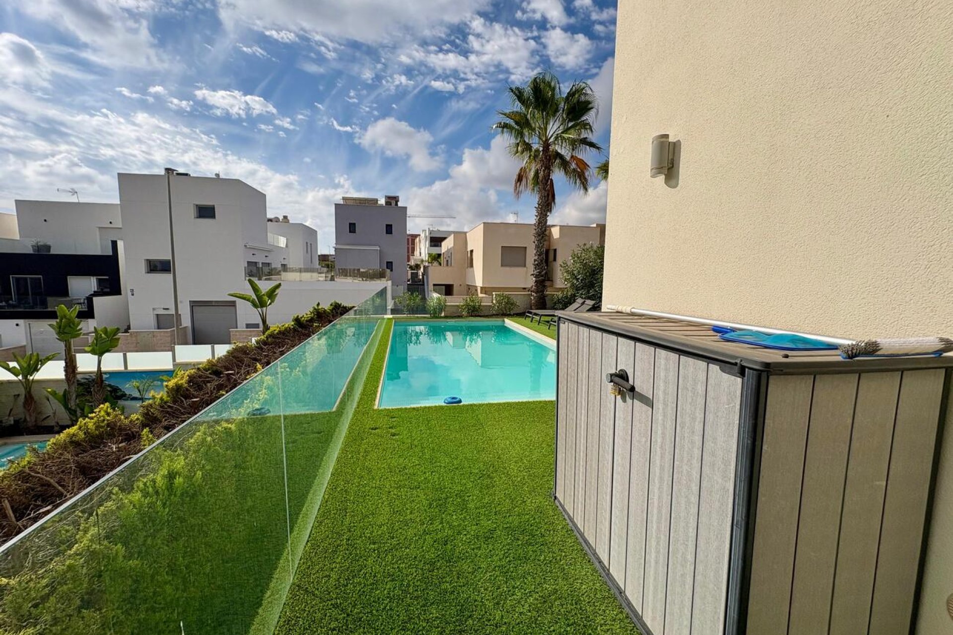 Herverkoop - Villa -
Benijofar - Costa Blanca