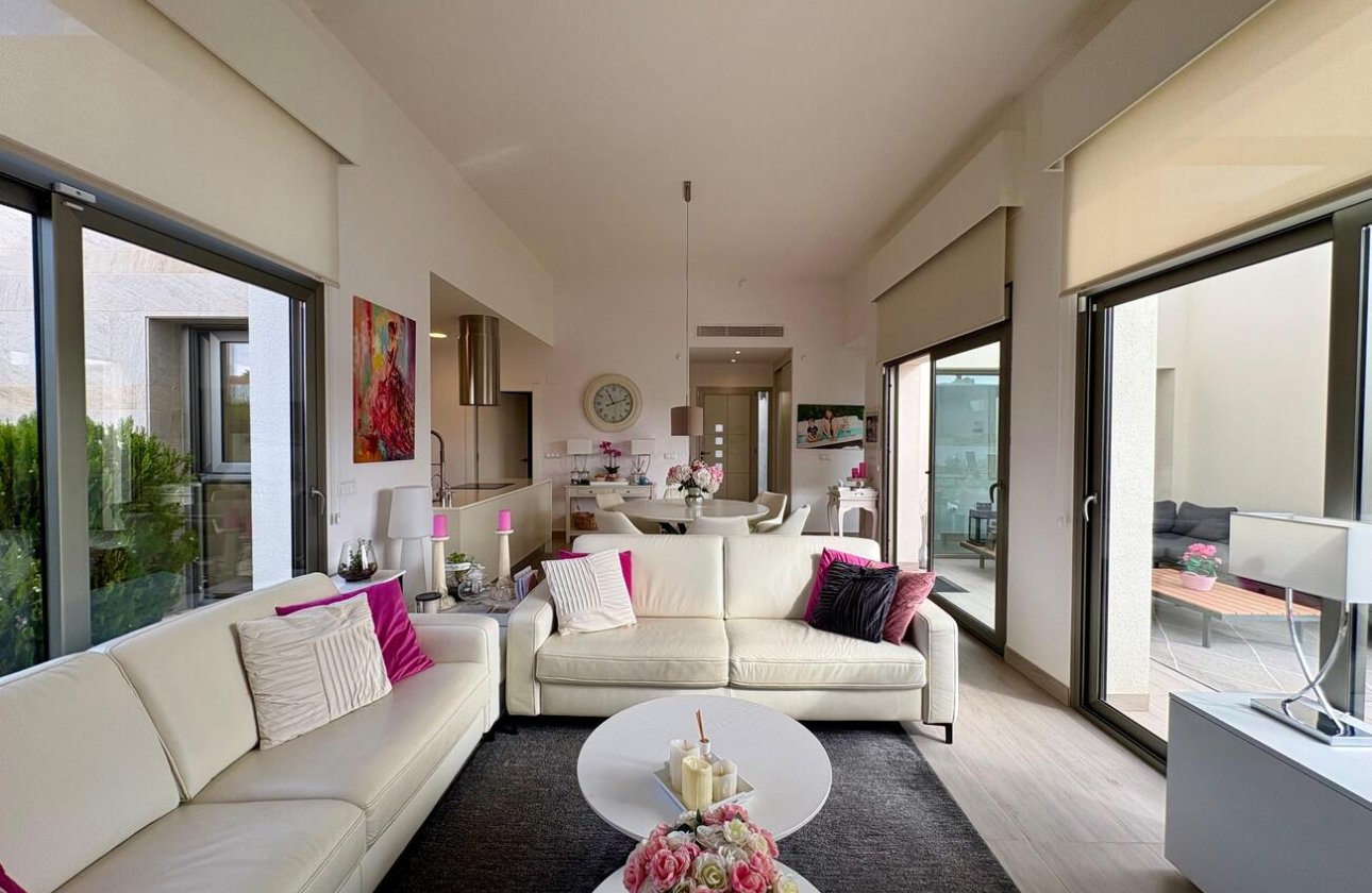 Herverkoop - Villa -
Benijofar - Costa Blanca
