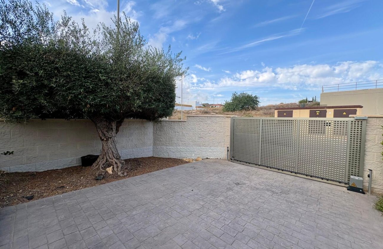 Herverkoop - Villa -
Benijofar - Costa Blanca