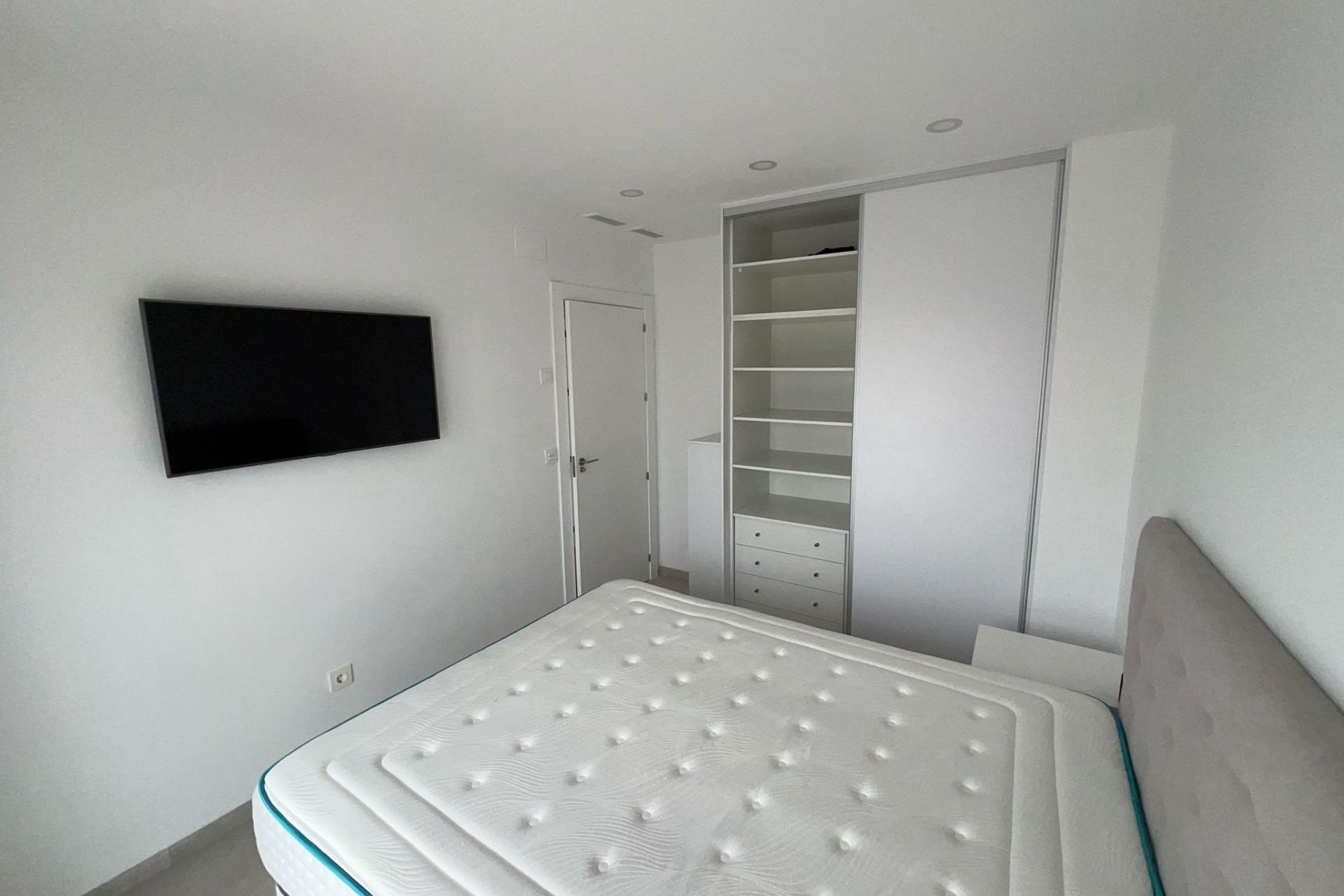 Herverkoop - Villa -
Benijofar