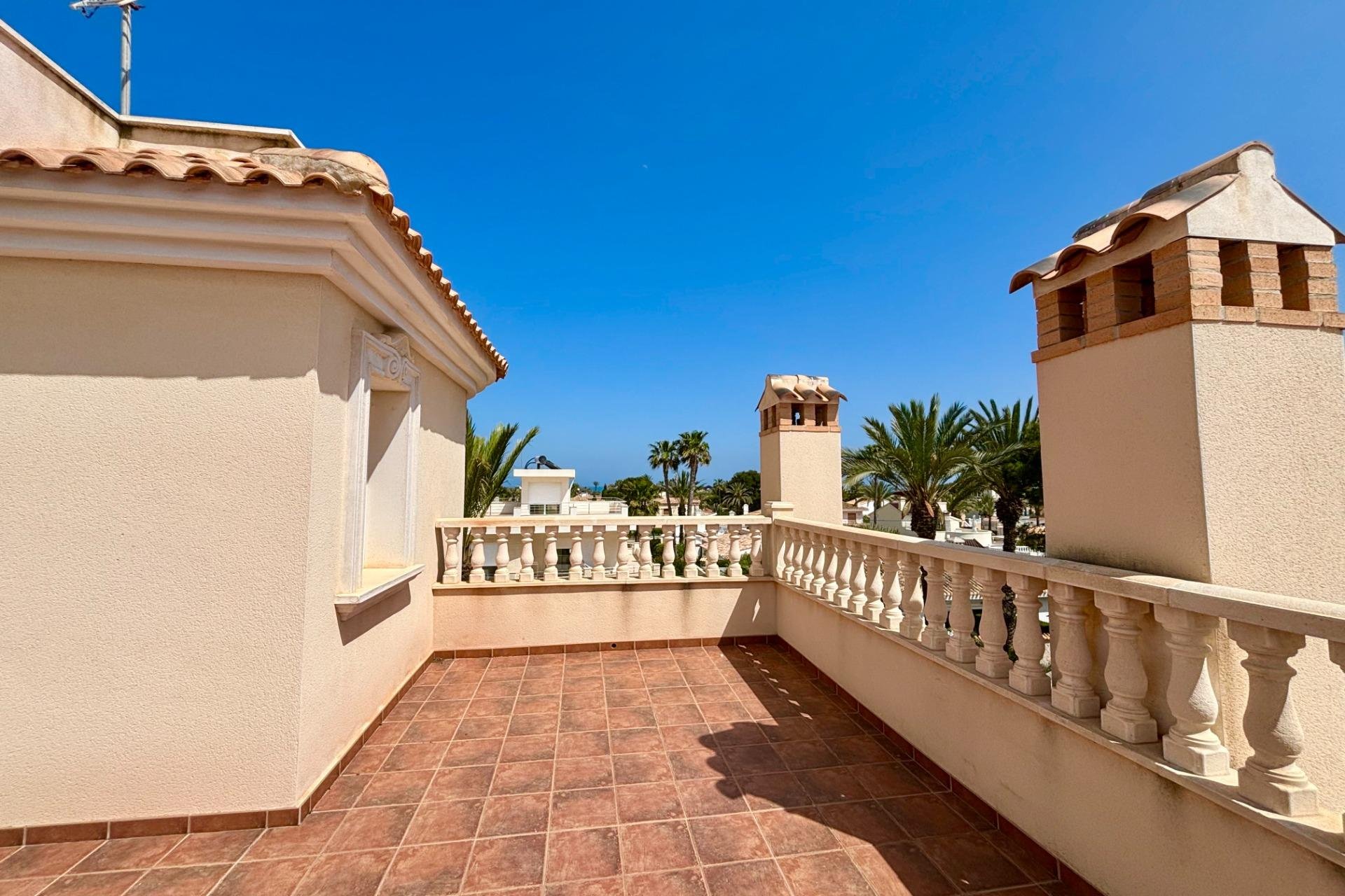 Herverkoop - Villa -
Cabo Roig - Costa Blanca