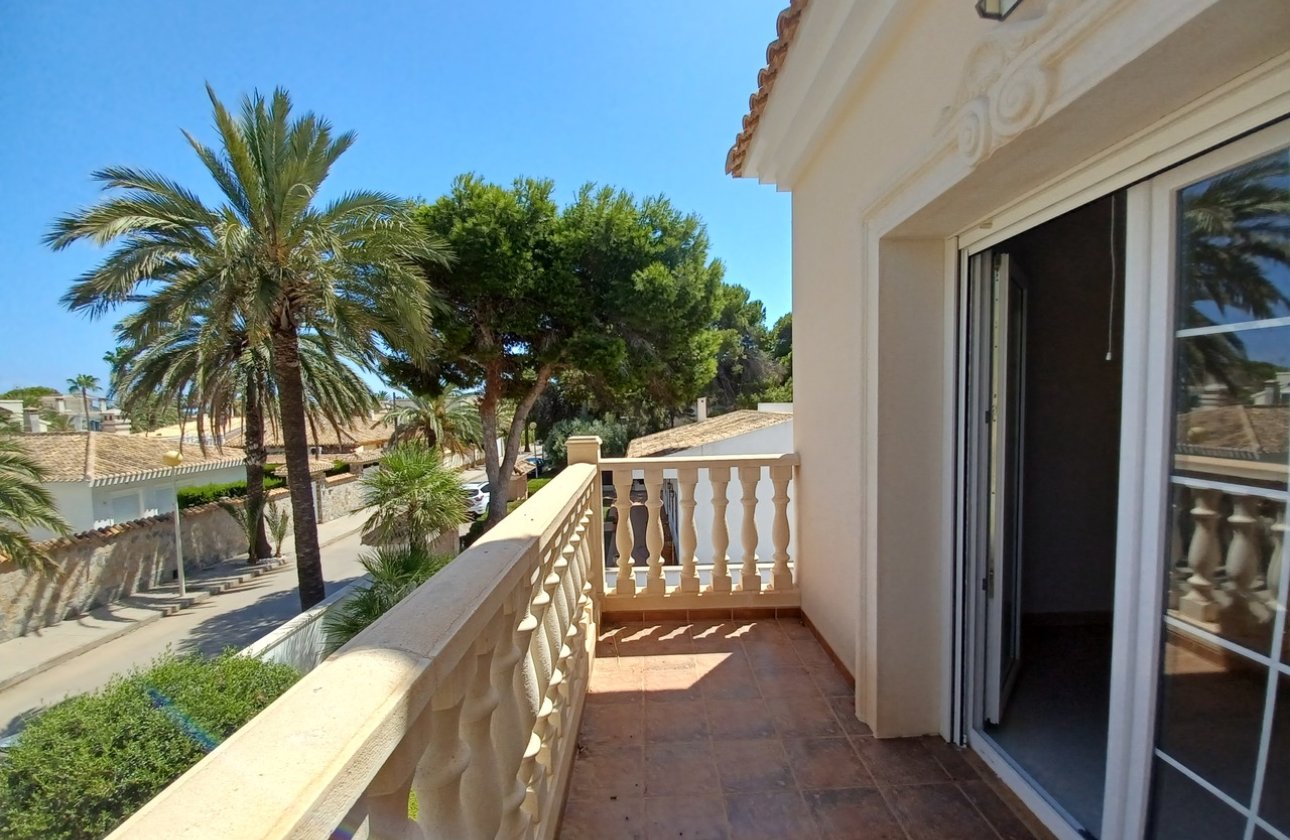Herverkoop - Villa -
Cabo Roig - Costa Blanca